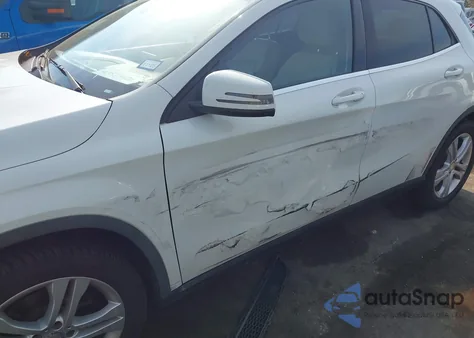 2015 Mercedes-Benz Gla 250 из США, поврежденный, VIN WDCTG4EB0FJ186369